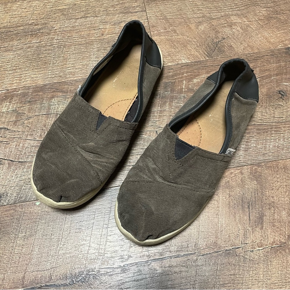 Toms Green Curdoroy Slip-Ons